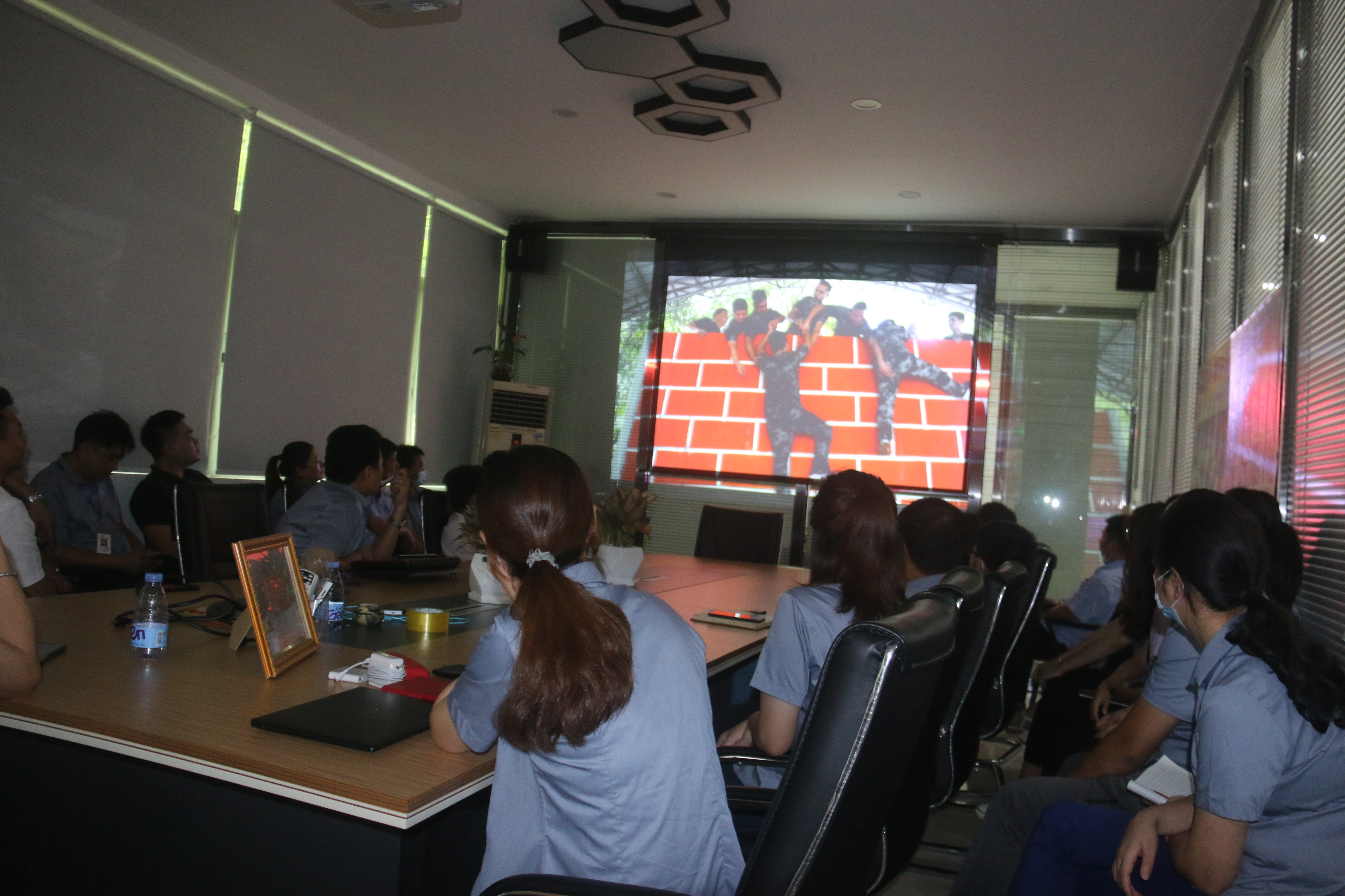 同心協(xié)力、贏在執(zhí)行、共創(chuàng)輝煌-深圳譽(yù)格拓展訓(xùn)練回顧